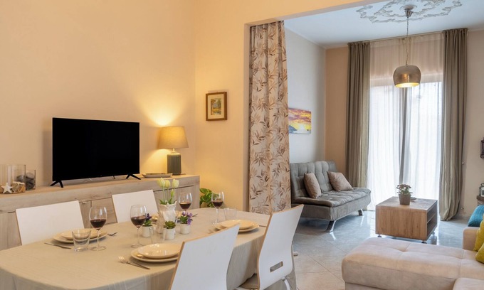 Zafferana Etnea Apartamento | Zafferana's Pool Retreat