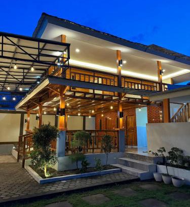 Bayan Casa | Zahra Homestay