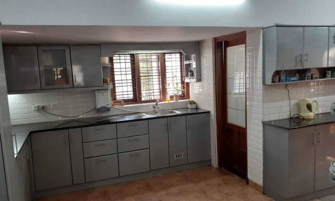 Kulanada Casa | Zarahs Homestay es una casa de campo en Ranny Kerala. estado