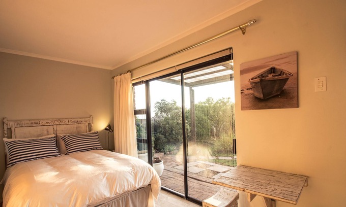 Mountainside Cabaña | Zaria Sun Garden Cottage