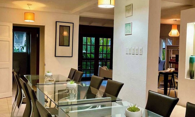 Lodge Hill Casa | ZenBreak Harbour View 5bd