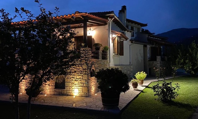 Ano Lechonia Casa | ZENIA Pelion garden house