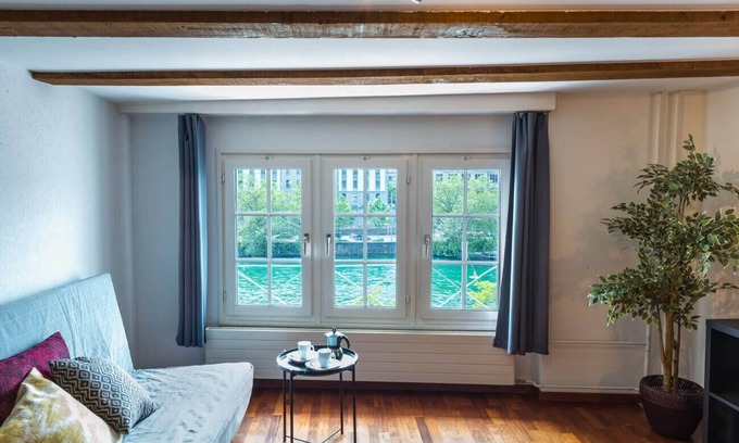 Niederdorf Apartamento | ZH Limmat 4 - HITrental Apartment