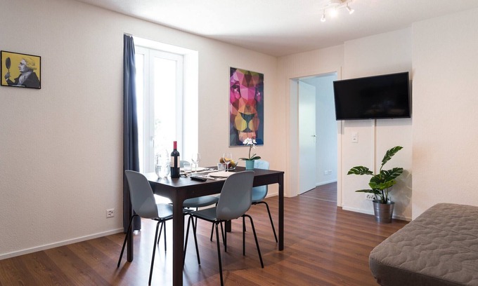 District 9 Apartamento | ZH Lion - Altstetten HITrental Apartment