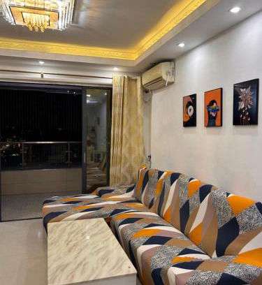 Longhua District Apartamento | Zhi Yu Lan Wan