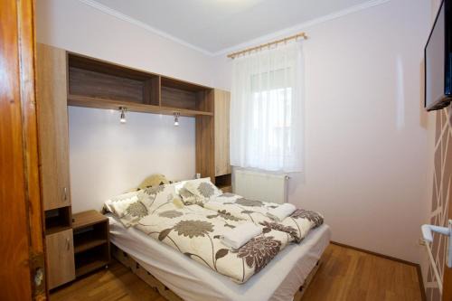 Hajduszoboszlo Apartamento | Zoli Apartmanok-Maya Kölcsey 34-36