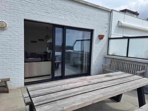 Heist Apartamento | zonnig vernieuwd penthouse dicht bij het strand