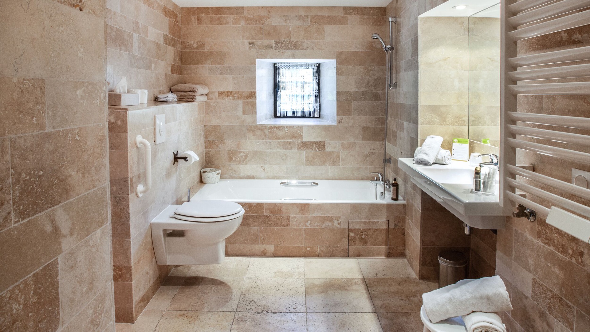 foto de Baño en Bonnieux