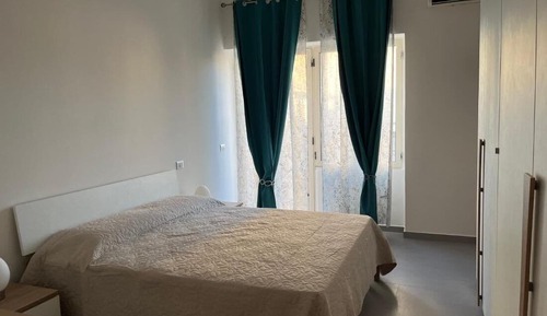 Dormitorio compartido, 2 habitaciones, balcón, vistas a la ciudad