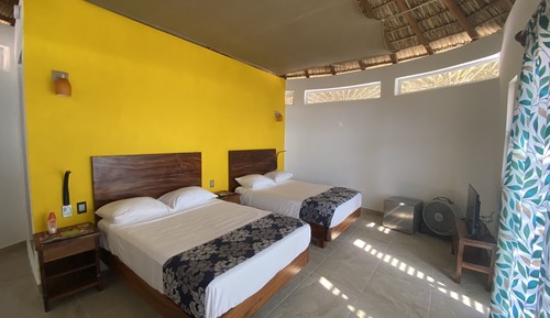 Habitación de lujo doble, 2 camas dobles, vistas al mar, frente al mar