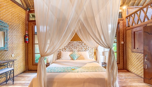 Bungalow, vistas al jardín