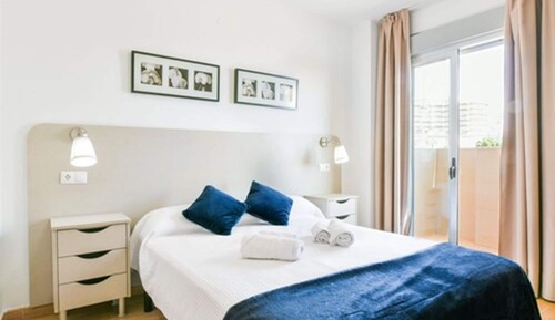 Apartamento, 1 habitación, vistas parciales al mar