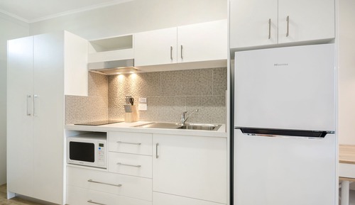 Habitación Confort con 2 camas individuales, cocina básica