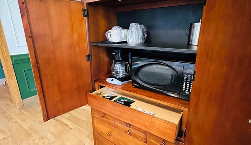 Habitación estándar, 1 cama de matrimonio grande, no fumadores, vistas a la montaña (05)