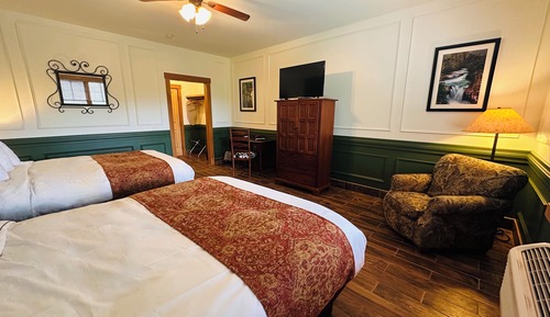 Habitación estándar, 2 camas de matrimonio, no fumadores, vistas a la montaña (03)