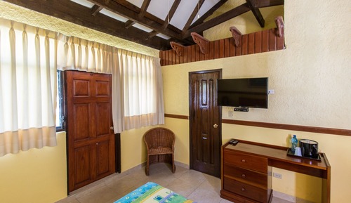 Habitación estándar, 1 cama de matrimonio, vistas al jardín