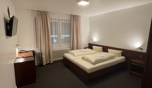 Habitación con 1 cama doble o 2 individuales, no fumadores