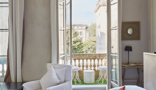 Habitación superior con 1 cama doble o 2 individuales, balcón (Saint Estèphe ou Pessac Léognan)