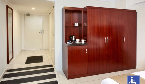 Habitación estándar, 1 cama de matrimonio, accesible para personas con discapacidad, no fumadores