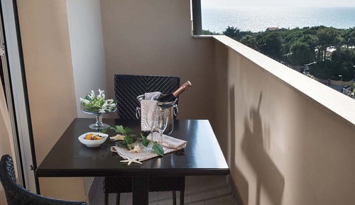 Habitación cuádruple Confort, balcón