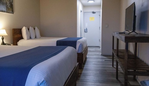 Habitación estándar, 2 camas de matrimonio, Se admiten mascotas, planta baja