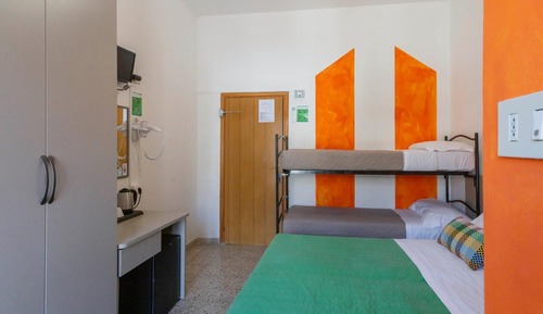 Habitación cuádruple, no fumadores, balcón