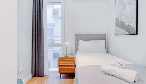 Apartamento, 1 cama de matrimonio con sofá cama (limehome Madrid Fomento | Two-Bedroom)