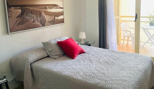 Estudio estándar, 1 cama doble, no fumadores, baño privado