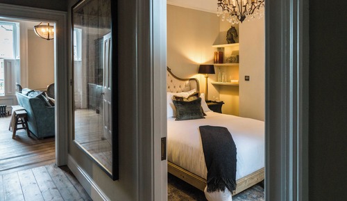 Suite Signature