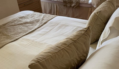 Habitación triple, baño compartido