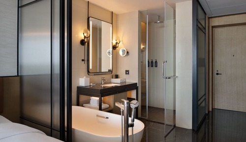 Habitación, 2 camas dobles, vistas a la montaña