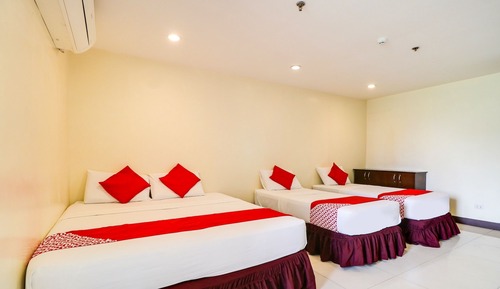 Deluxe Triple Room
