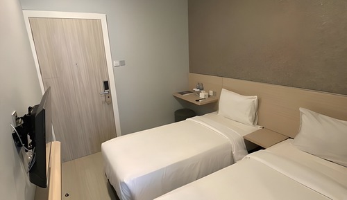 Habitación superior con 2 camas individuales, 1 cama individual