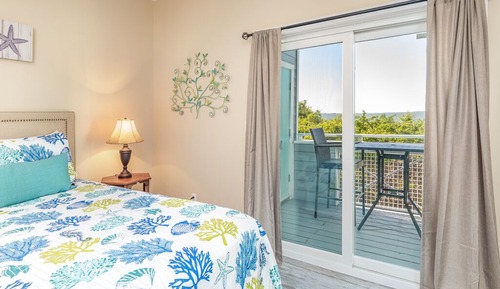 Apartamento, varias camas, cocina, vistas al mar (107 - No Pets Allowed)