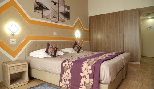 Habitación con 1 cama doble o 2 individuales