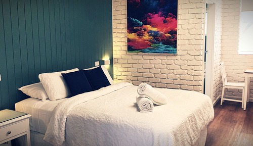 Habitación estándar, 1 cama de matrimonio grande, no fumadores (Queen 5)