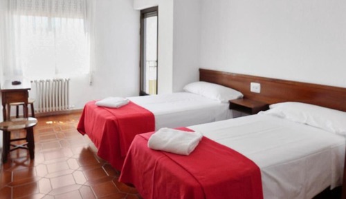 Habitación triple básica