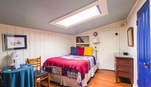 Cabaña (Captain's Cabin)