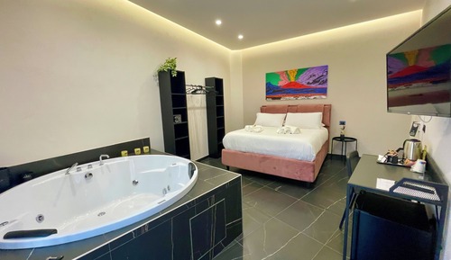 Habitación de lujo, 1 cama de matrimonio grande, bañera de hidromasaje