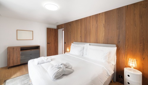 Apartamento de lujo, 3 habitaciones, vistas a la montaña