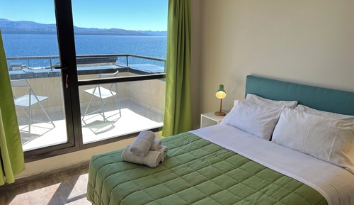 Dúplex superior, vistas al lago