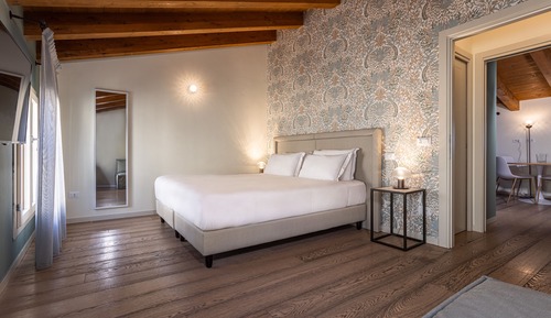 Ático Deluxe, cocina básica, vistas al canal