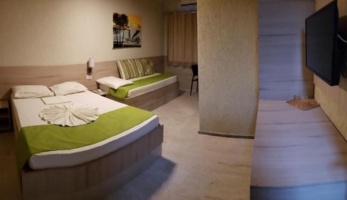 Habitación económica con 2 camas individuales