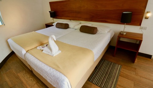 Suite estudio Confort, varias camas, vistas a la montaña