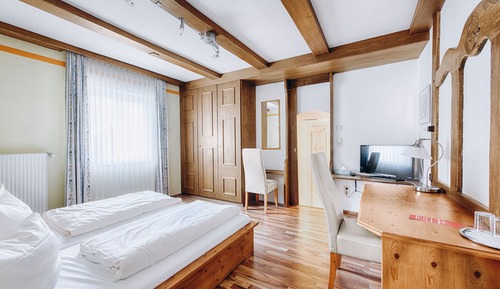 Habitación económica con 1 cama doble o 2 individuales