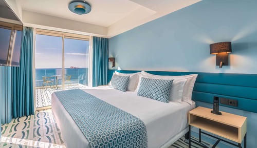 Suite junior, vistas al mar