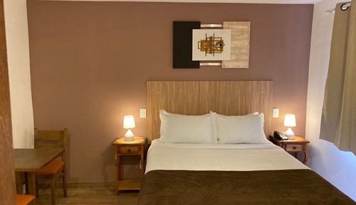 Habitación Deluxe con 2 camas individuales, vistas a la piscina