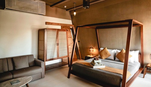 Habitación (Premium Balcony)