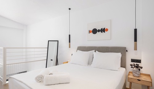 Suite Deluxe, 1 cama de matrimonio con sofá cama, vistas a la piscina
