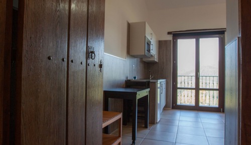 Estudio (for 4)